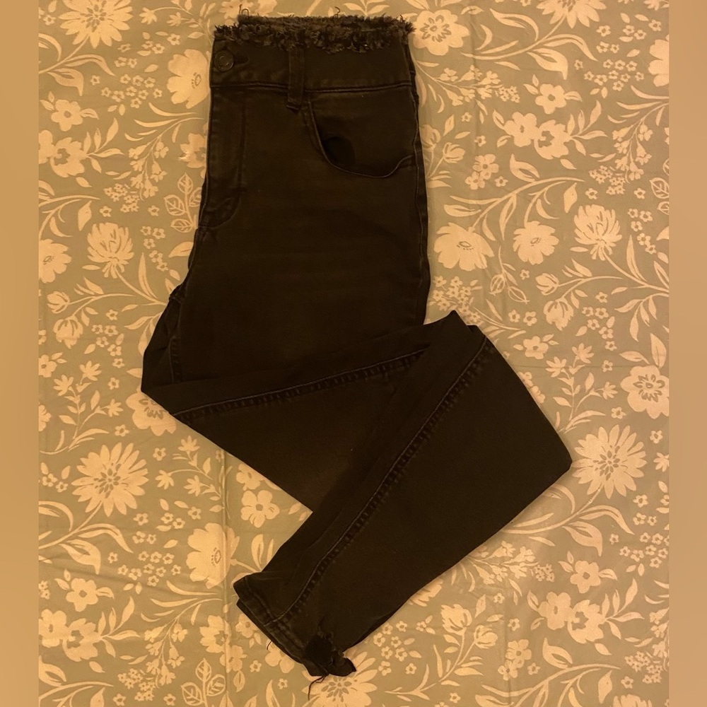 Maurices Women's High Rise Distressed Ends Black Skinny Denim Jeans Size Medium